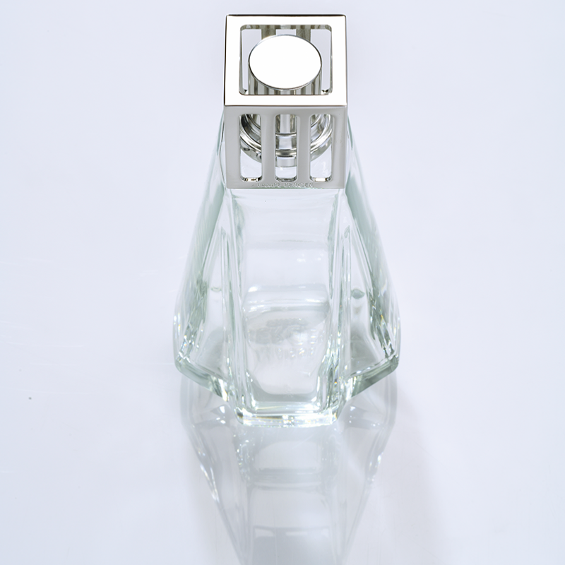 Clear Urban Lamp