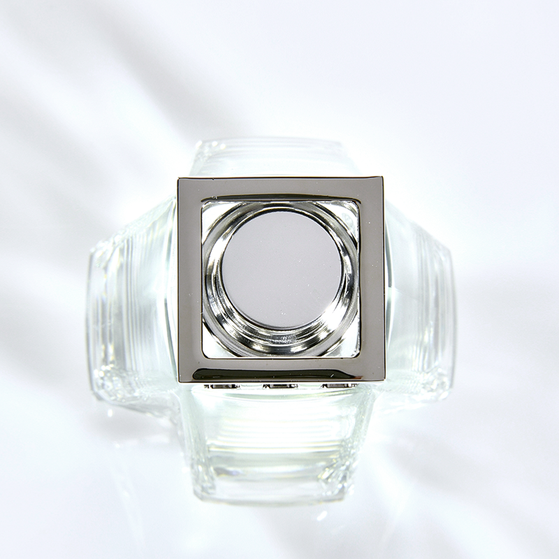 Clear Urban Lamp