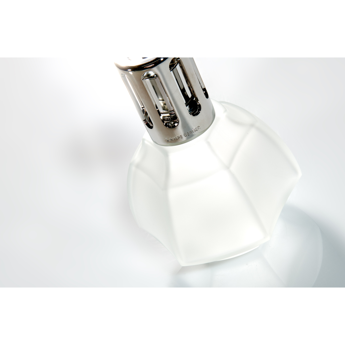 Frosted Haussmann Lamp