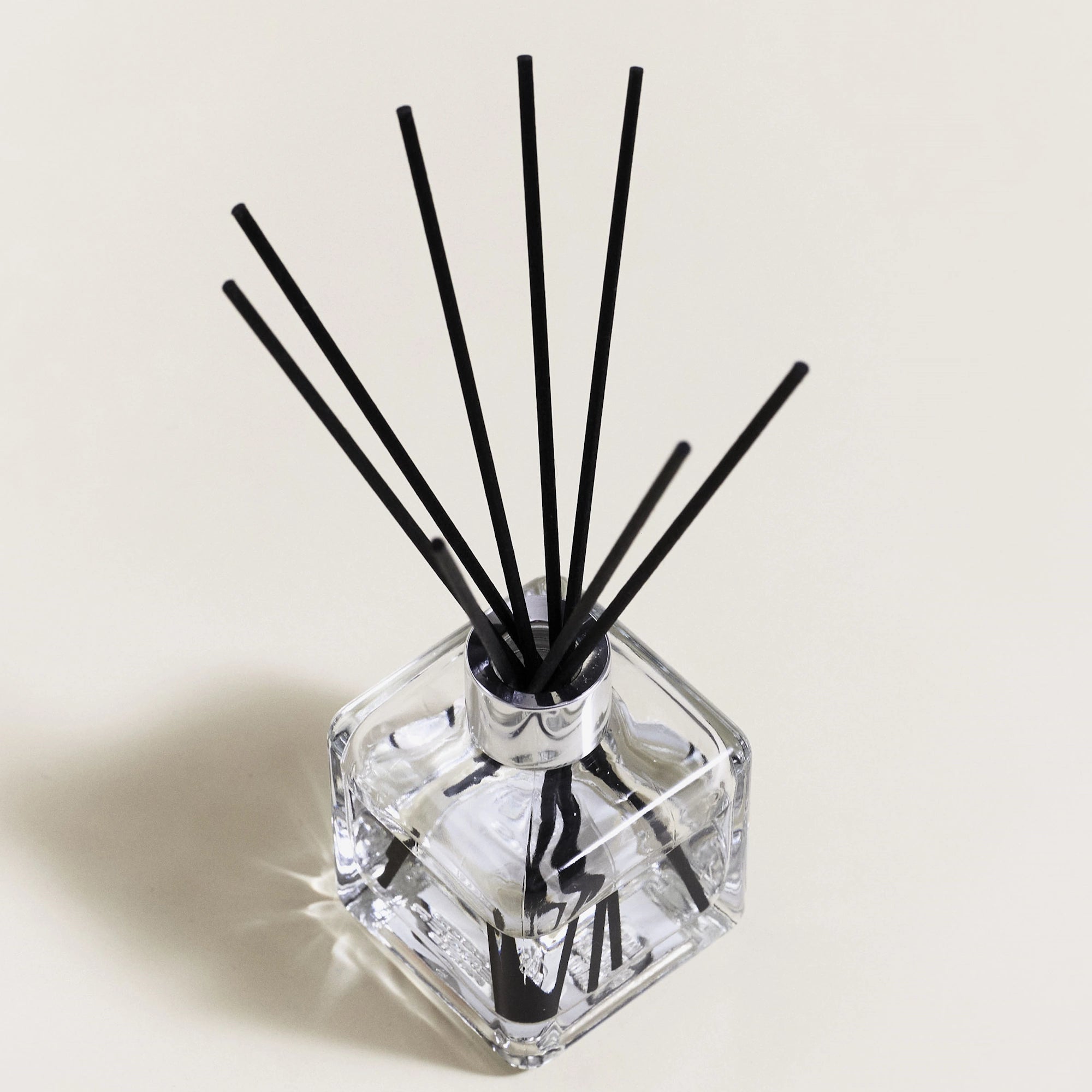 Underneath the Magnolias Clear Cube Scented Bouquet