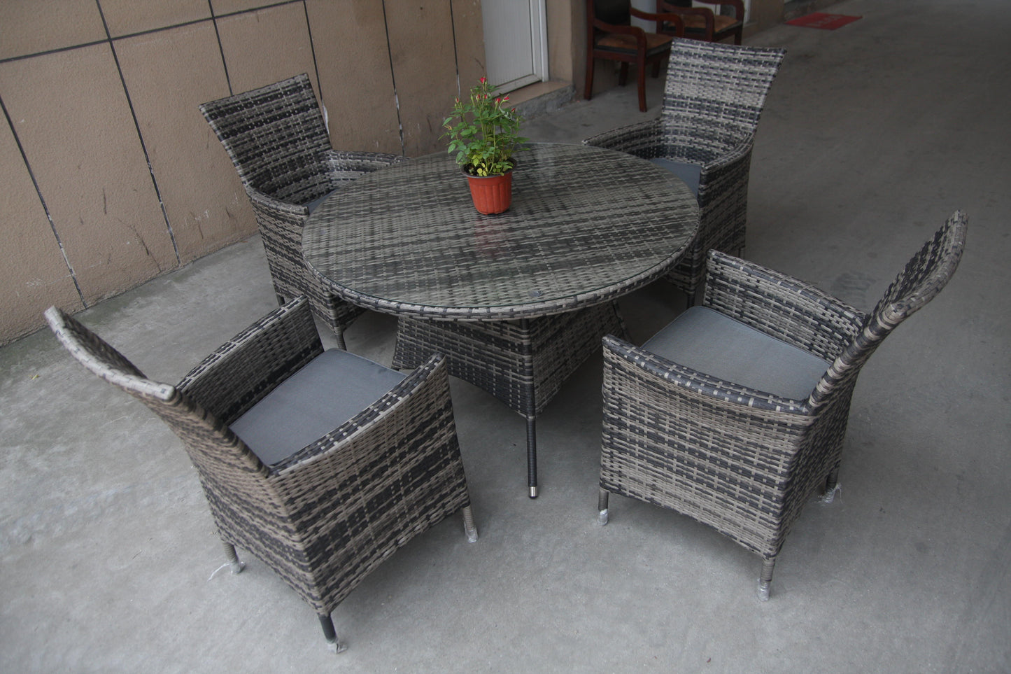 Round Tempered Glass Table With 4 Chairs Furniture Set
