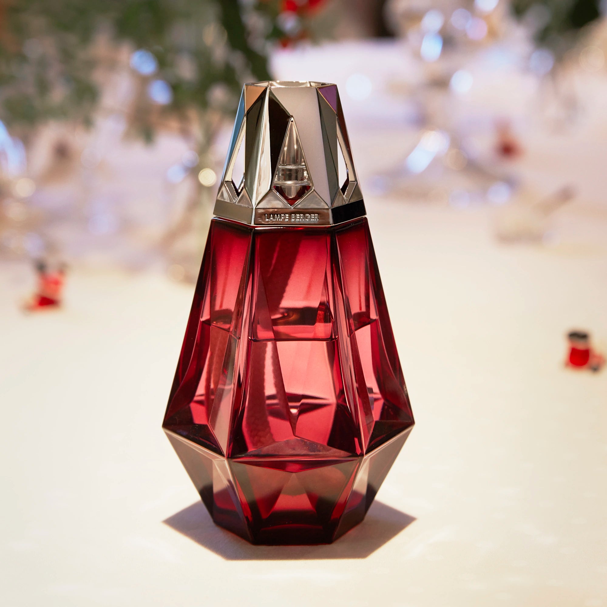 Prism Red Lampe Berger Gift Set