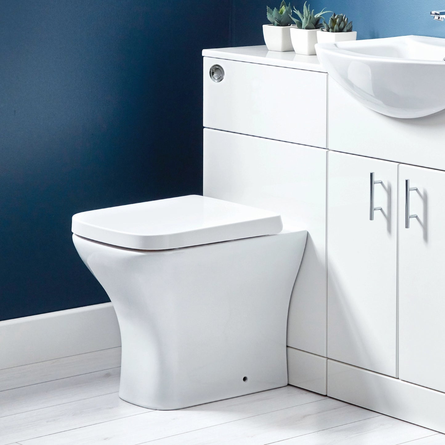 Lanza WC Unit