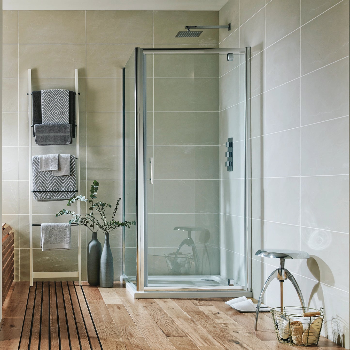 S6 Pivot Door Chrome Shower Door