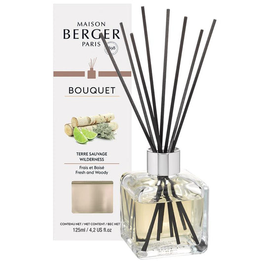 Wilderness Clear Cube Scented Bouquet Diffuser