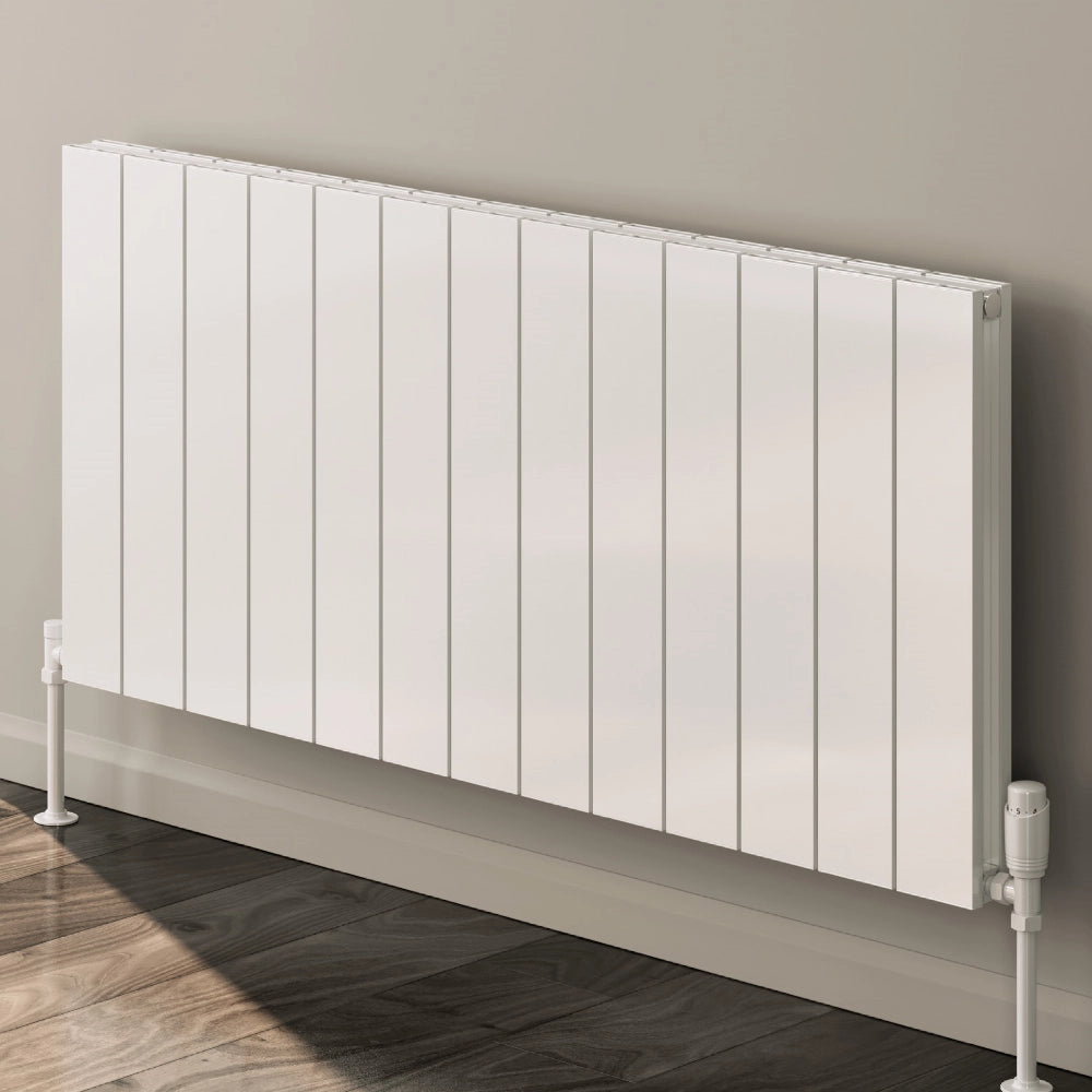 Reina Casina White Horizontal Radiator