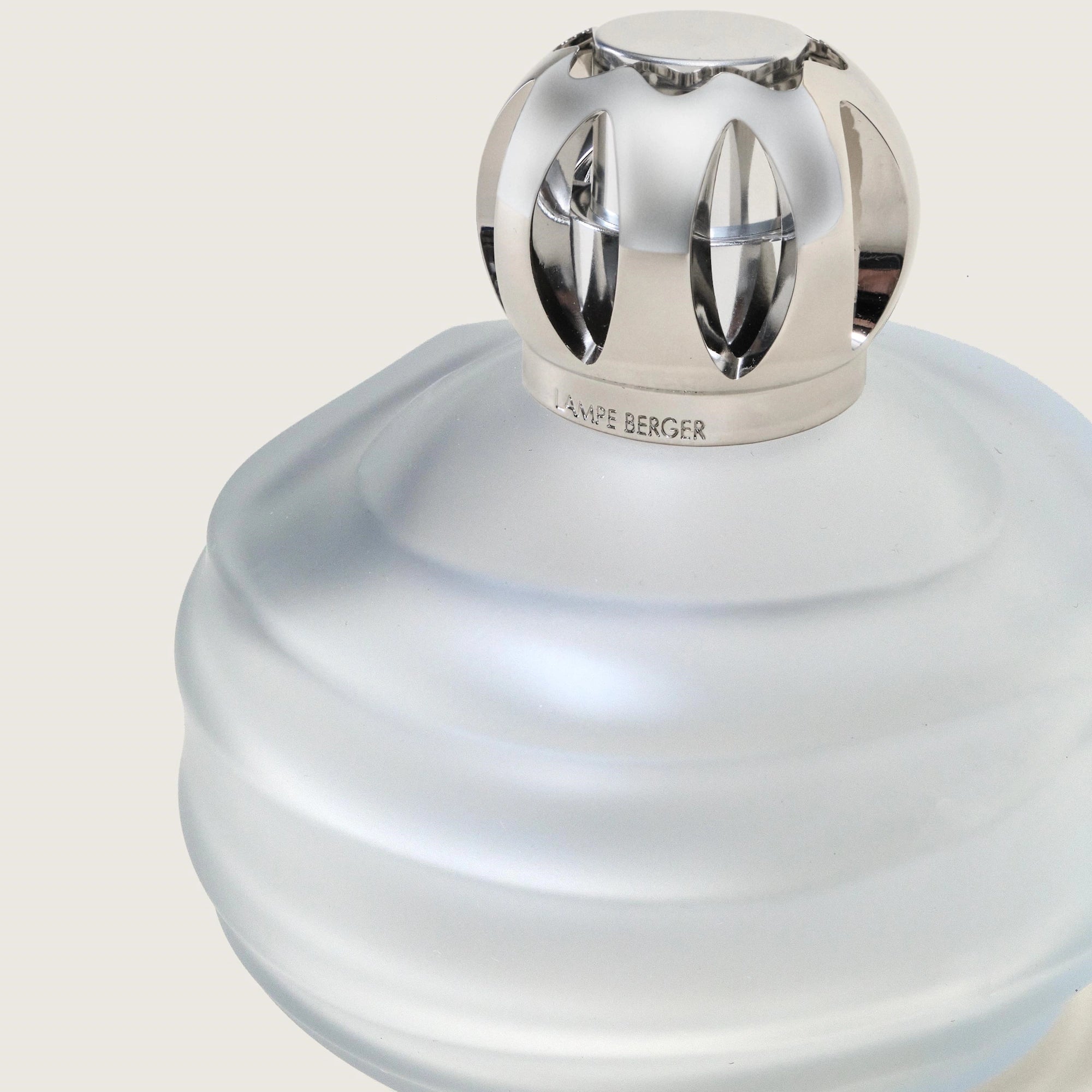 Frosted Echo Lamp Berger