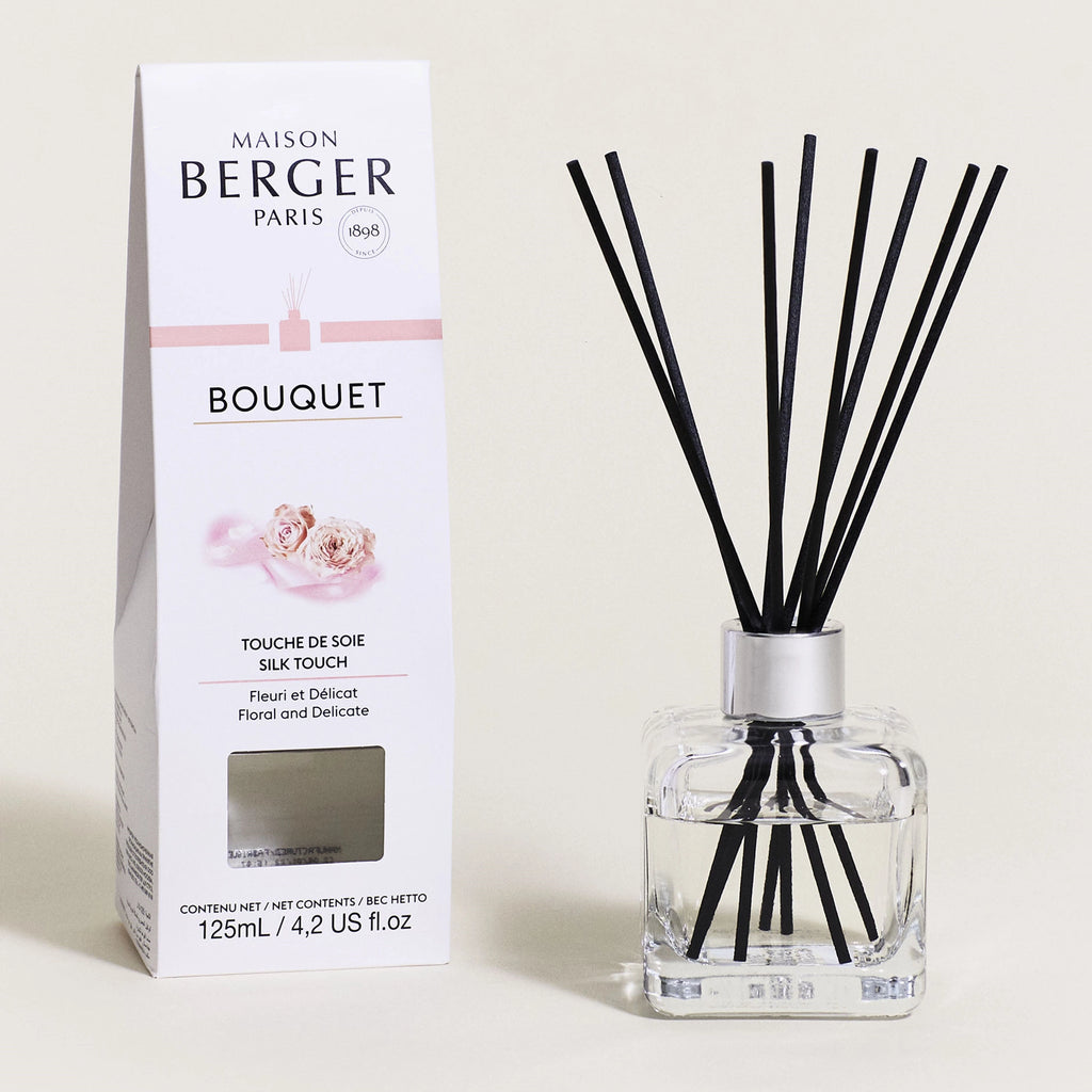 Silk Touch Cube Scented Bouquet