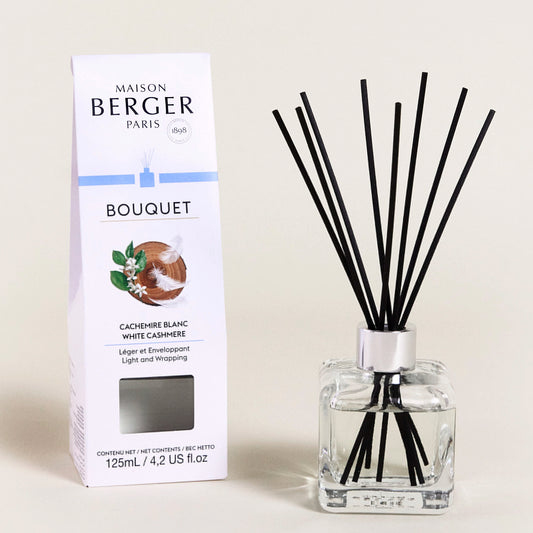 White Cashmere Clear Cube Scented Bouquet