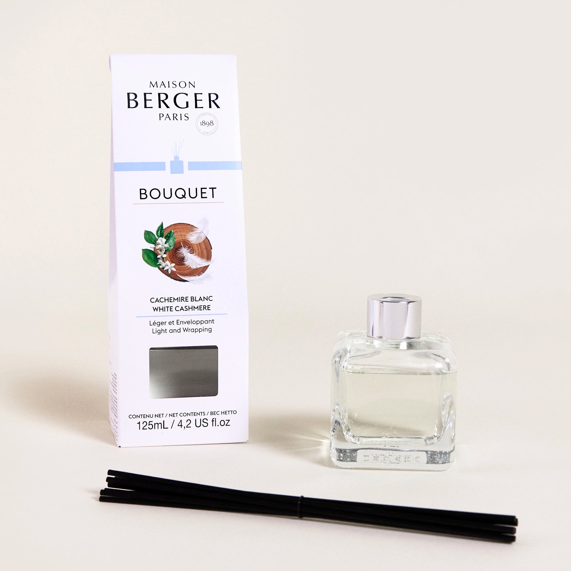 White Cashmere Clear Cube Scented Bouquet