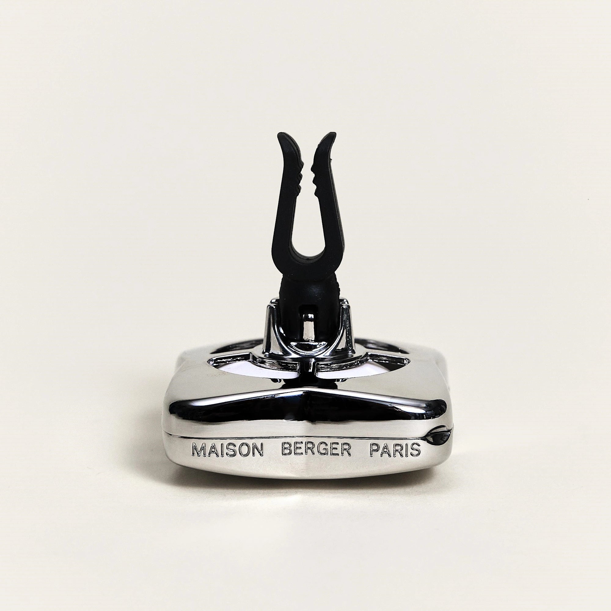 Cozy Musk Silver Car Diffuser Gift Set