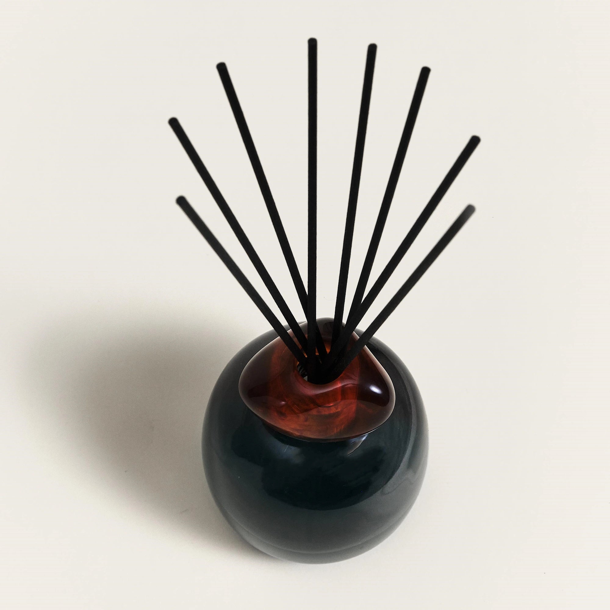 Black Mineral Scented Bouquet Diffuser Gift Set