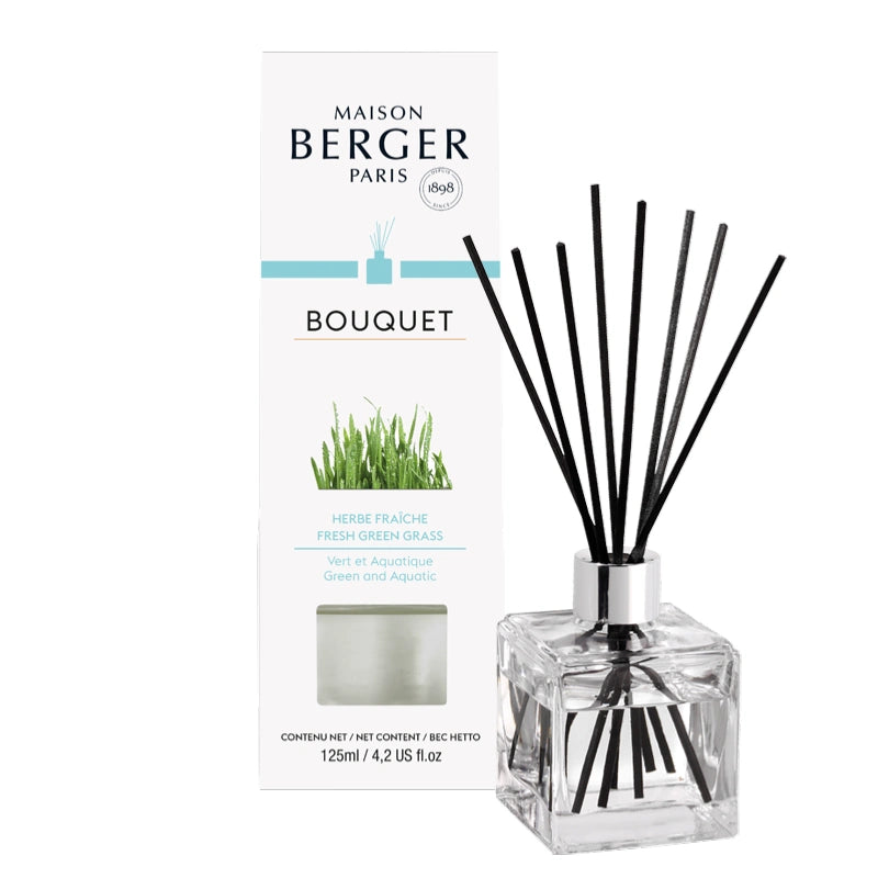 Fresh Green Grass Clear Cube Scented Bouquet