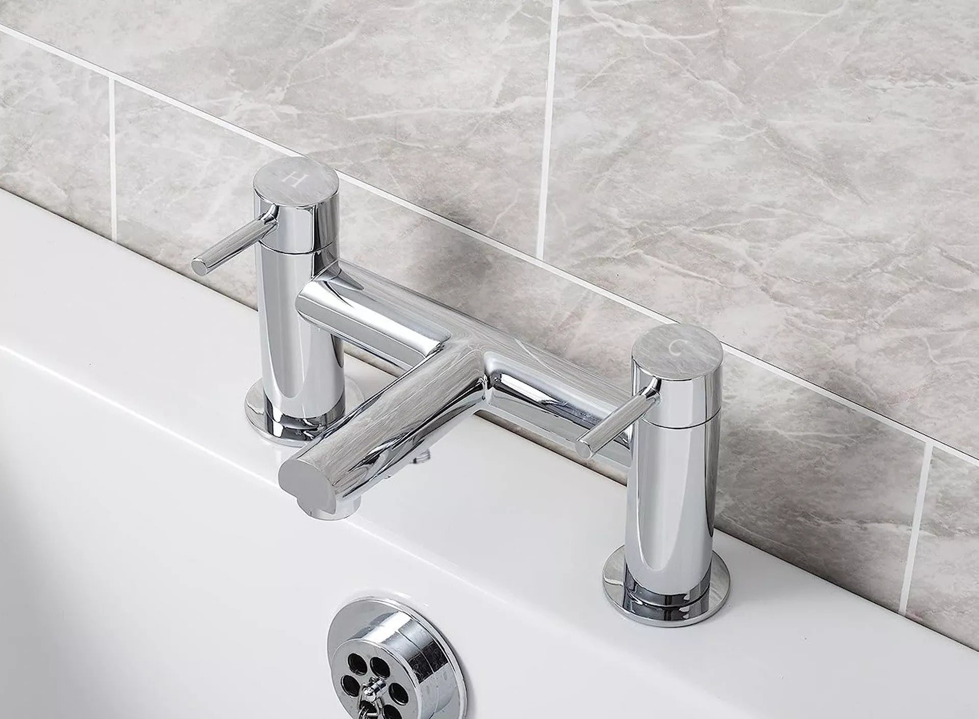Secta Chrome Bath Shower Mixer Tap