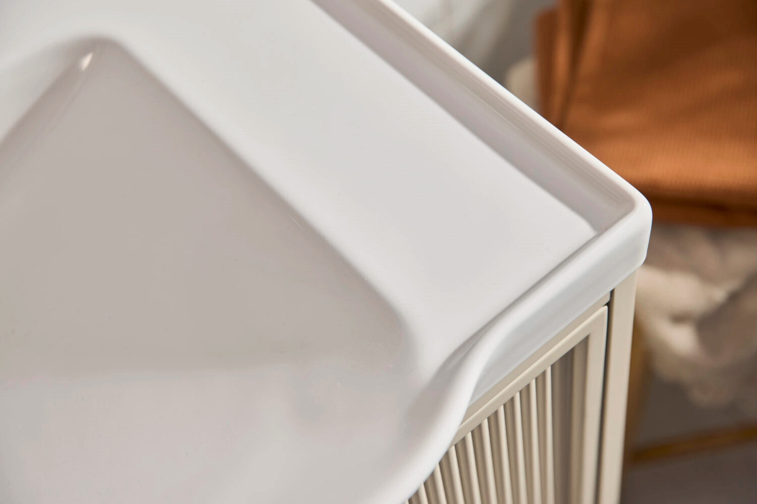 Bota Floor Standing Basin Sink Vanity Unit