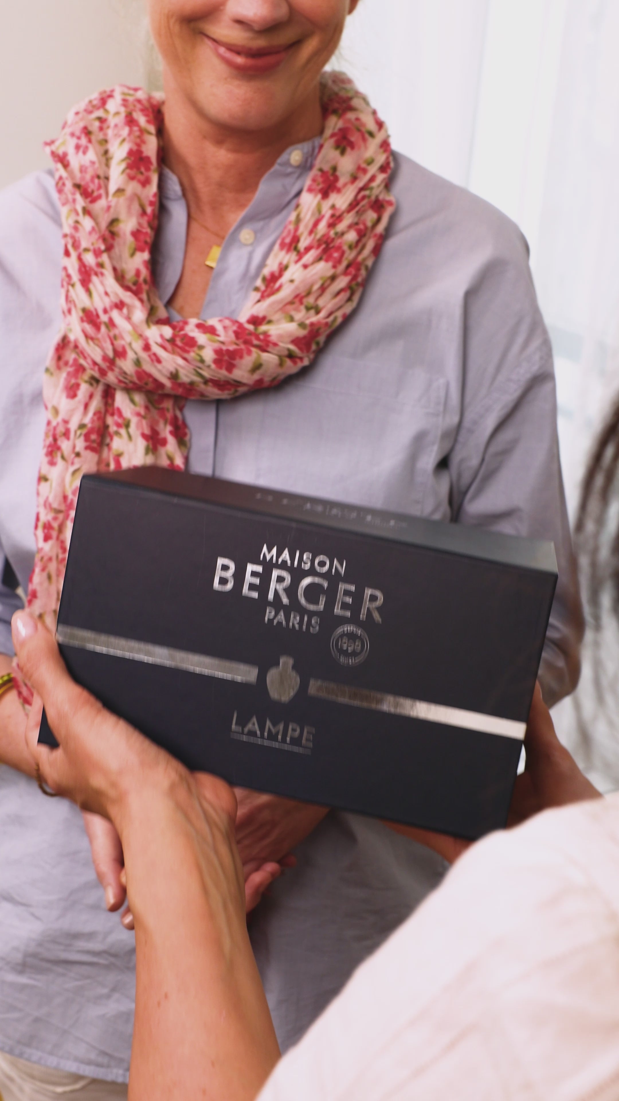 Gravity Transparent White Lamp Berger Gift Set