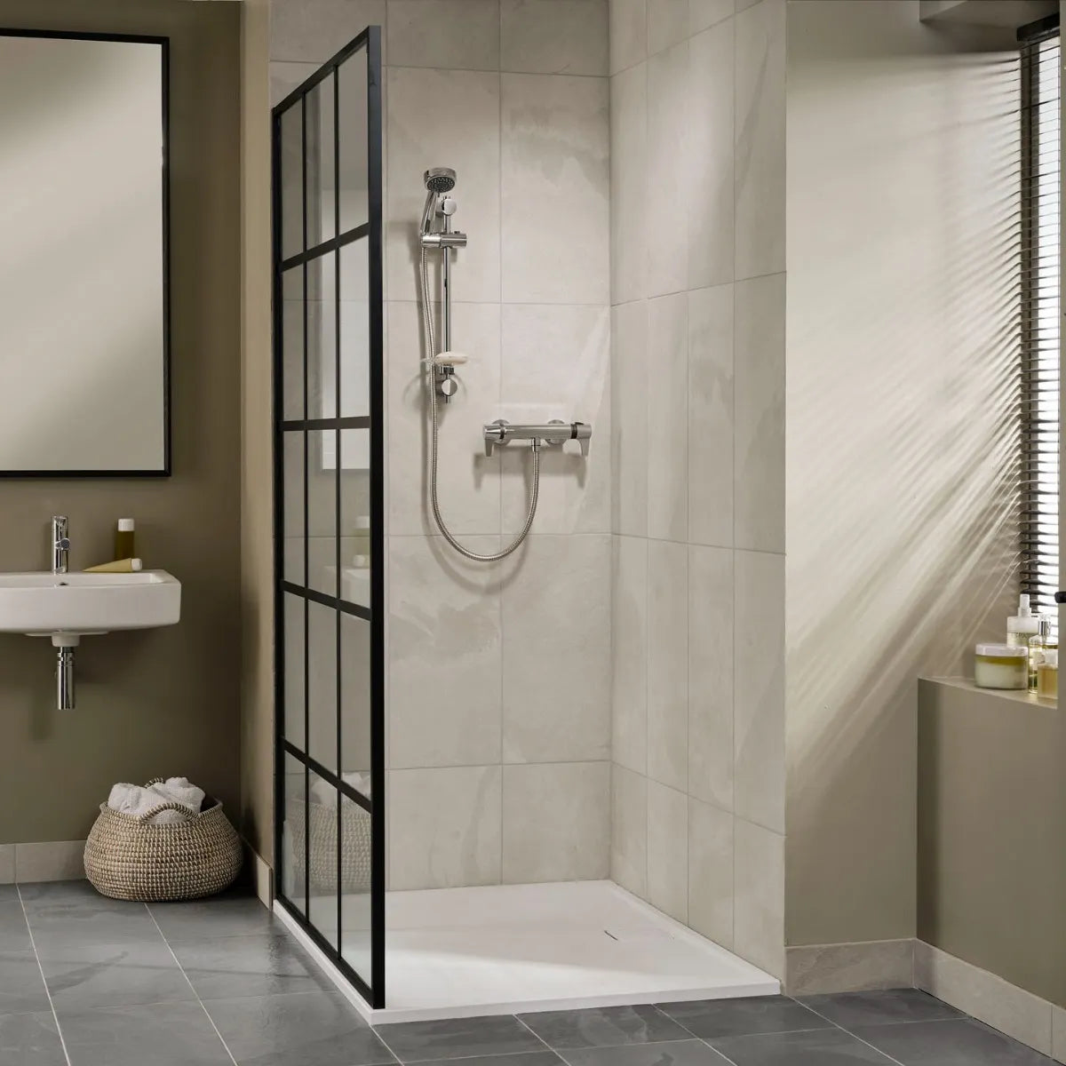 Triton Exe Lever Cool Touch Thermostatic Bar Mixer Shower